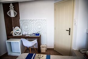 Villa Ilias Caldera Hotel