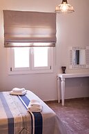 Villa Ilias Caldera Hotel