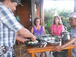 Puri Lumbung Cottages, Restaurant & Spa