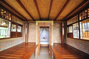 Puri Lumbung Cottages, Restaurant & Spa