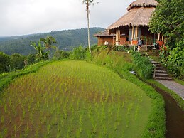 Puri Lumbung Cottages, Restaurant & Spa