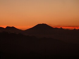 Puri Lumbung Cottages, Restaurant & Spa