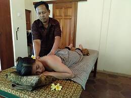 Puri Lumbung Cottages, Restaurant & Spa