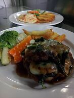 Puri Lumbung Cottages, Restaurant & Spa