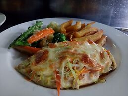 Puri Lumbung Cottages, Restaurant & Spa