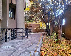 Iliani Hotel