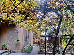 Iliani Hotel