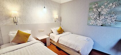 Iliani Hotel