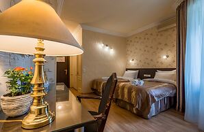 Iliani Hotel