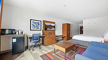 Holiday Inn Express & Suites Bethlehem Arpt-Allentown Area