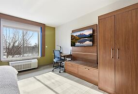 Holiday Inn Express & Suites Bethlehem Arpt-Allentown Area