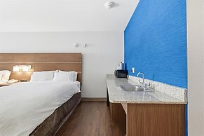 Holiday Inn Express & Suites Bethlehem Arpt-Allentown Area