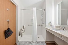Holiday Inn Express & Suites Bethlehem Arpt-Allentown Area