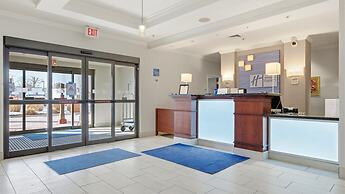 Holiday Inn Express & Suites Bethlehem Arpt-Allentown Area