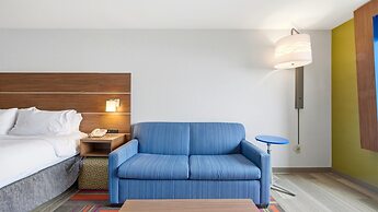 Holiday Inn Express & Suites Bethlehem Arpt-Allentown Area