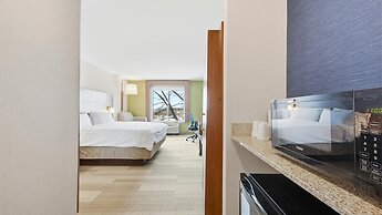 Holiday Inn Express & Suites Bethlehem Arpt-Allentown Area