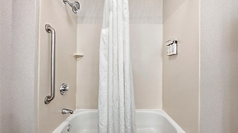 Holiday Inn Express & Suites Bethlehem Arpt-Allentown Area