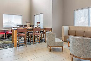 Holiday Inn Express Hotel & Suites Hillview by IHG