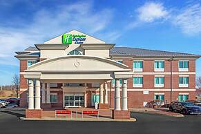 Holiday Inn Express Hotel & Suites Hillview by IHG