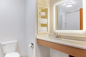 Holiday Inn Express Hotel & Suites Hillview by IHG