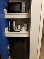 Holiday Inn Express Hotel & Suites Hillview by IHG