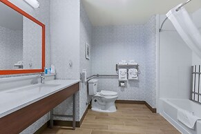 Hampton Inn & Suites Greeley