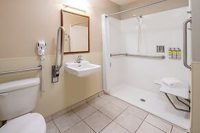 Candlewood Suites Windsor Locks Bradley Arpt by IHG