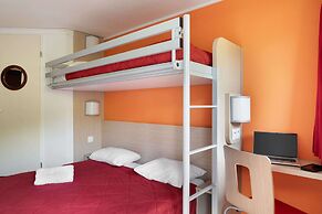 Première Classe La Ville-Du-Bois