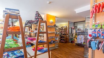 Perla del Golfo Resort