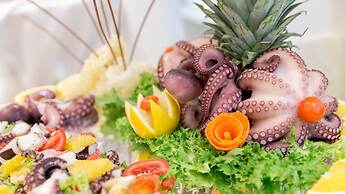 Perla del Golfo Resort