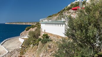 Perla del Golfo Resort