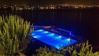 Perla del Golfo Resort