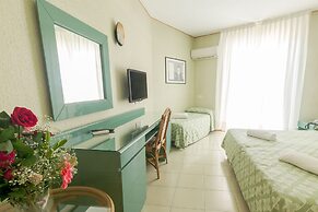 Perla del Golfo Resort