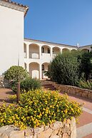 Mangia's Santa Teresa Sardinia, Curio Collection by Hilton