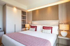 Mangia's Santa Teresa Sardinia, Curio Collection by Hilton