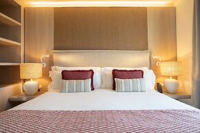 Mangia's Santa Teresa Sardinia, Curio Collection by Hilton