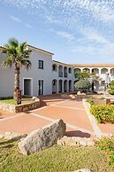 Mangia's Santa Teresa Sardinia, Curio Collection by Hilton