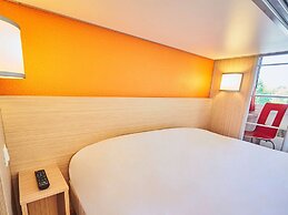 Hôtel Premiere Classe Melun Senart - Vert Saint Denis