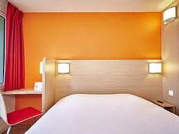 Hôtel Premiere Classe Melun Senart - Vert Saint Denis