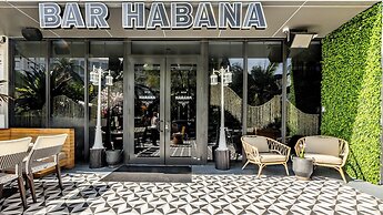 Kimpton Angler's Hotel by IHG