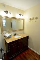 Bradford House Bed & Breakfast