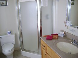 Four Creeks Bed & Breakfast