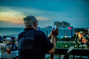 Pier House 60 Clearwater Beach Marina Hotel