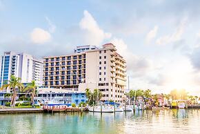 Pier House 60 Clearwater Beach Marina Hotel