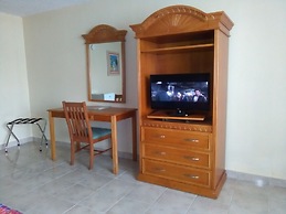 Royal Islander Hotel