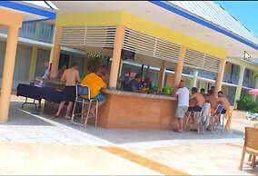 Royal Islander Hotel