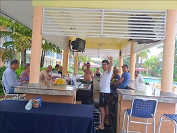 Royal Islander Hotel