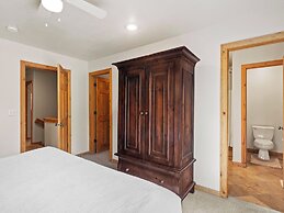 Bear Hollow Village by All Seasons Resort Lodging