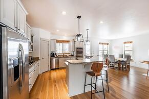 Bear Hollow Village by All Seasons Resort Lodging