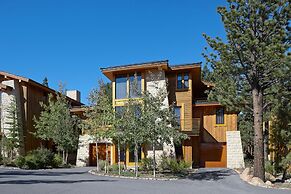 Obsidian Residence Club